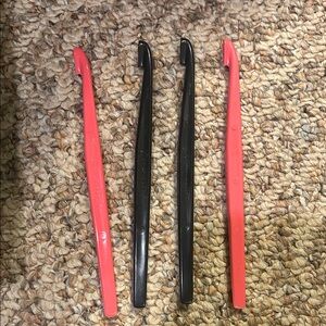 Tupperware Set/4 orange peelers